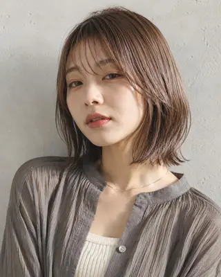 ミディアム 女性カット&カラー モデル⭐️大坂望心のヘアスタイル