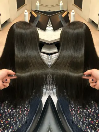 ロング カラー 🩵レイヤー✖︎ 髪質改善🩵リョウヤのヘアスタイル