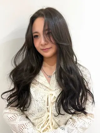 ロング カラー Sara newi 🎀透明感🎀のヘアスタイル