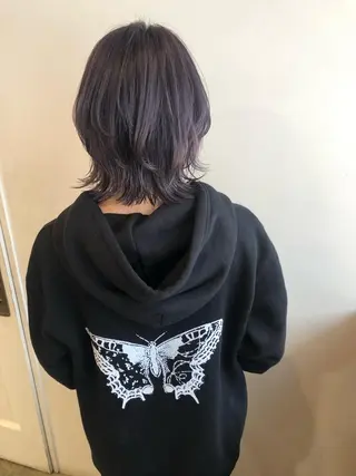 ミディアム カラー MIOベージュカラー 柔らかいカラーのヘアスタイル