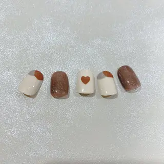 ネイル emiu petiteのネイルデザイン