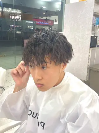 メンズ 成瀬スパイラル パーマ清水大隼のヘアスタイル
