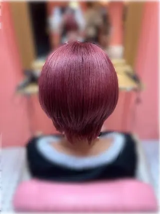 カラー 斎藤 好のヘアスタイル