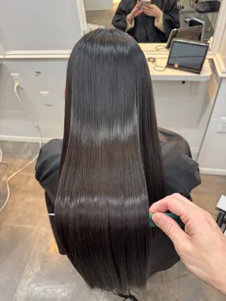ロング ウィステリア アネックスのヘアスタイル
