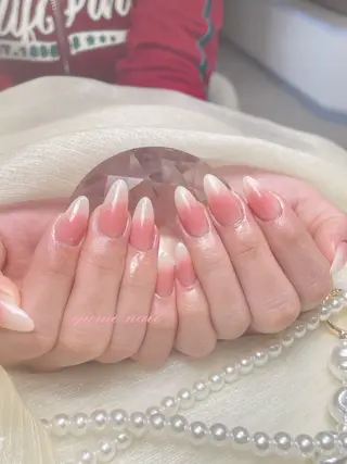 ミディアム ヒエン NAILのネイルデザイン