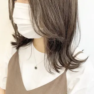 セミロング カラー BLOCK hair makeのヘアスタイル