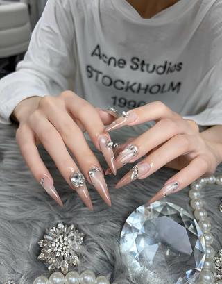 ネイル Nova Nailのネイルデザイン