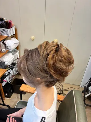 ヘアアレンジ HempBeauty 浅野アサミのヘアスタイル