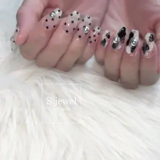 ネイル S. JEWELのネイルデザイン