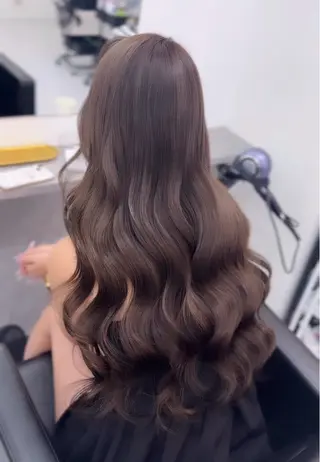 ロング カラー レイヤー透明感カラー ブリーチ🎀オトハのヘアスタイル