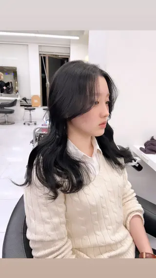 ロング カラー パーマ ヘアアレンジ メンズ 上品＆韓国風 🥀海心🥀のヘアスタイル