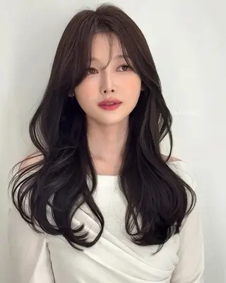 ロング 大阿久 華恋のヘアスタイル