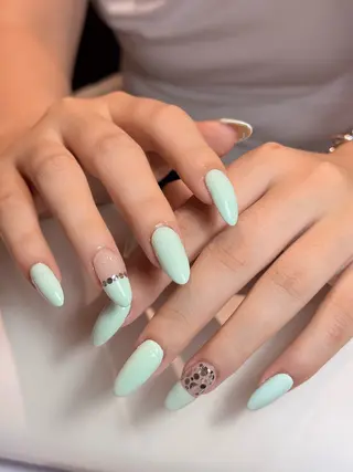 ネイル Risa_ Nailのネイルデザイン