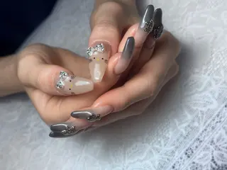 ネイル on nail 尾張旭三郷店のネイルデザイン