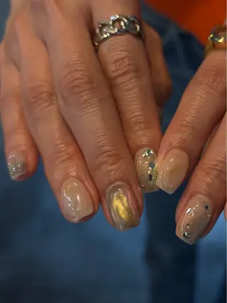 ネイル Manon Tomiのネイルデザイン