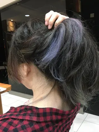 セミロング カラー 白髪ぼかしハイライト 柳川拓哉のヘアスタイル