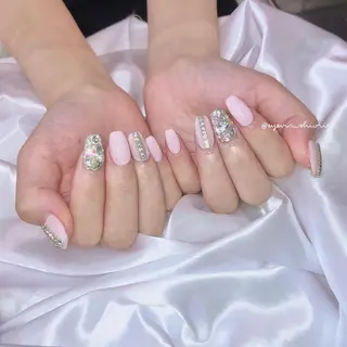 ネイル ROWnail Shioneのネイルデザイン