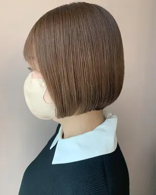 ショート カラー hubhair レイヤー/透明感のヘアスタイル