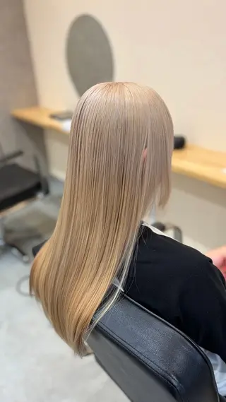 ロング カラー 🎀透明感カラー /ケアブリーチ🎀のヘアスタイル