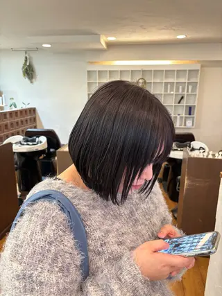 ミディアム カラー 靏 美咲のヘアスタイル