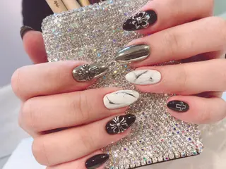 ネイル salon de Tiaraのネイルデザイン