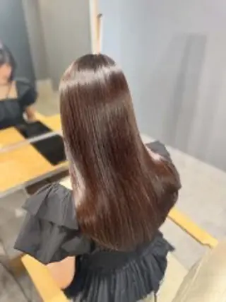 ロング カラー 上山 結菜のヘアスタイル