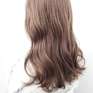 セミロング 無藤 彩のヘアスタイル
