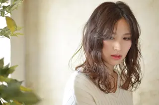ミディアム 似合わせカットカラー 🌿つじおかるみのヘアスタイル
