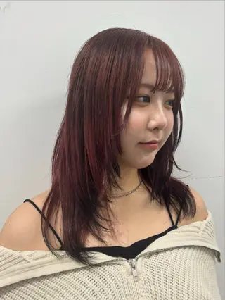 セミロング カラー 長谷川 日南のヘアスタイル