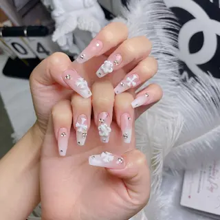 ネイル 鈴木 杏のネイルデザイン