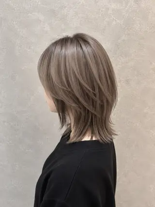 ミディアム カラー 【𝐀𝐬𝐡大森】 石崎竜祐のヘアスタイル