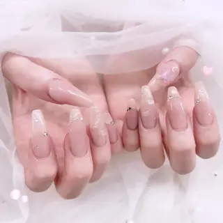 ネイル ️🫧みつき/ 渋谷/痛ネイル️🫧のネイルデザイン