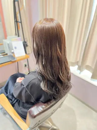 ロング 松下 詩恵里のヘアスタイル