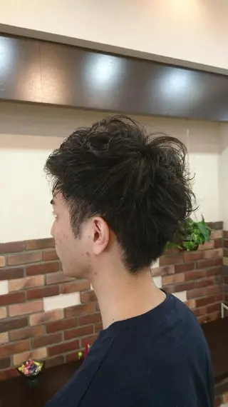 メンズ ツヤ髪ケアカラー✨ 中谷良成のヘアスタイル