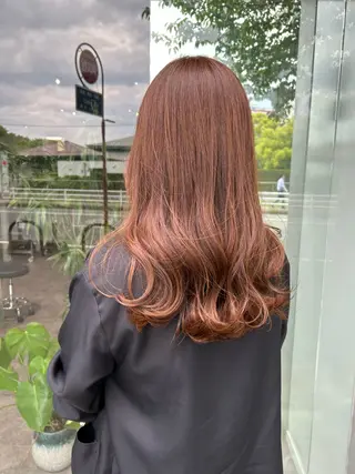 ロング カラー 井手 素子のヘアスタイル