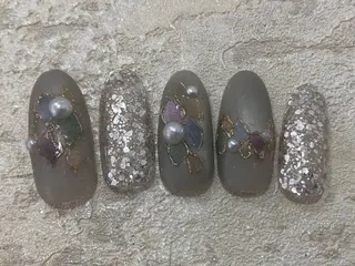 ネイル Noa新越谷 Makikoのネイルデザイン