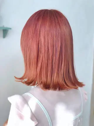 ミディアム カラー パーマ ヘアアレンジ 推し活専用 【派手髪】飯野ゆかりのヘアスタイル