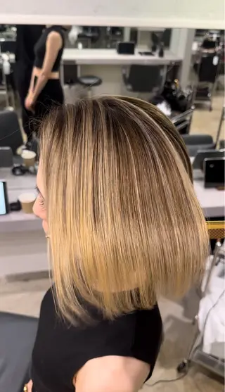 ショート 髪質改善 左近研人のヘアスタイル