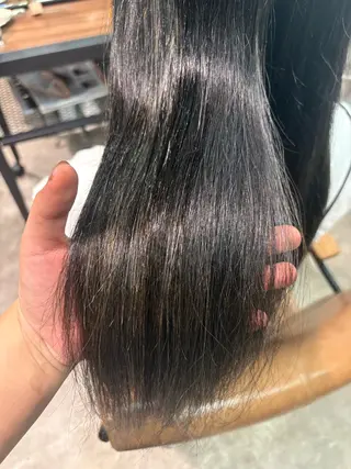 ロング カラー 佐伯 美麗のヘアスタイル