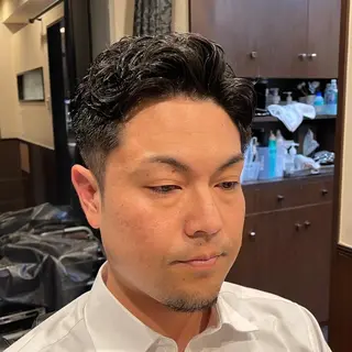 ショート パーマ メンズ 長谷川 真那のヘアスタイル