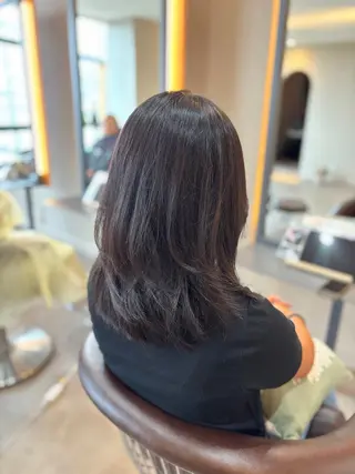 セミロング 酸性ストレート/ブリ ーチなしWカラー河本のヘアスタイル