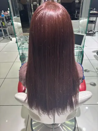 ロング カラー 新開 羽音のヘアスタイル