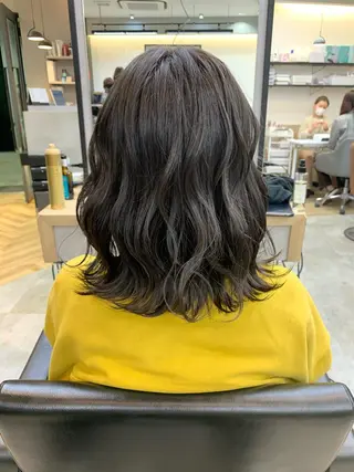 ミディアム カラー 浦野 剛志のヘアスタイル