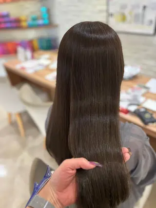 ロング カラー 堀口 鈴花のヘアスタイル