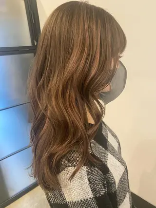 ロング カラー やました もえかのヘアスタイル