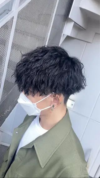パーマ メンズ 曲がる縮毛矯正 LIBER 岩名のヘアスタイル