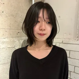 ショート カラー Yui⭐️ 透け感カラーのヘアスタイル