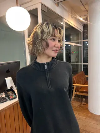 ショート かがやしづ ⭐️ベージュのヘアスタイル