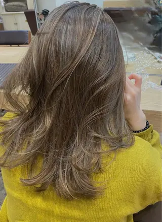 ミディアム カラー マンツーマン 美容師💚コウブチのヘアスタイル