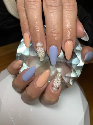 ネイル LAVISH 大和店 🤱子連れ大歓迎のネイルデザイン